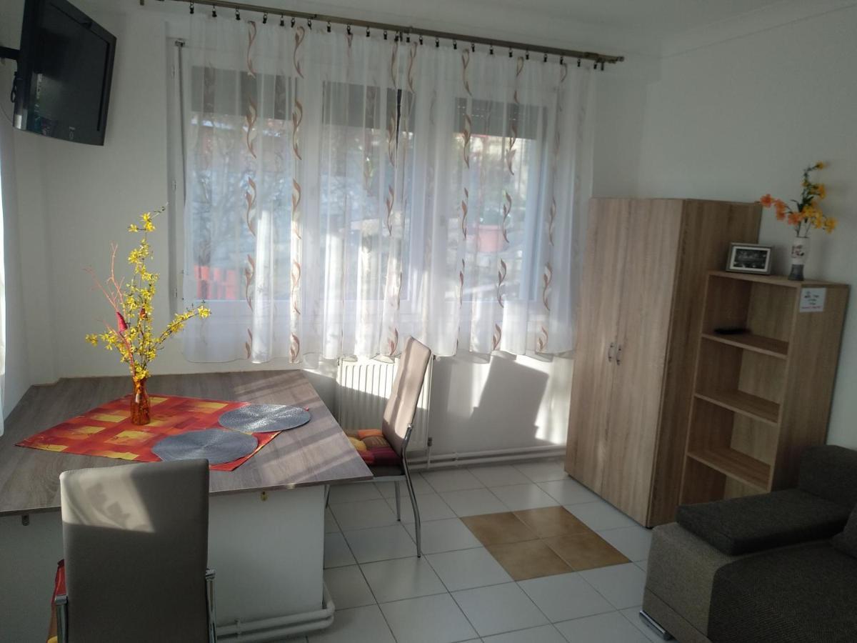Fuege Vendeghaz Hotel Miskolc Luaran gambar