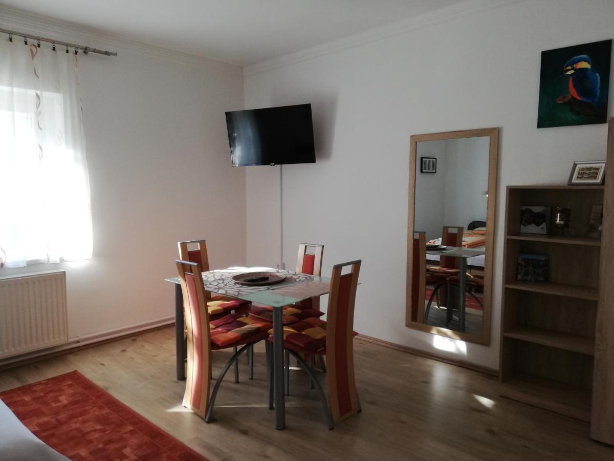 Fuege Vendeghaz Hotel Miskolc Luaran gambar