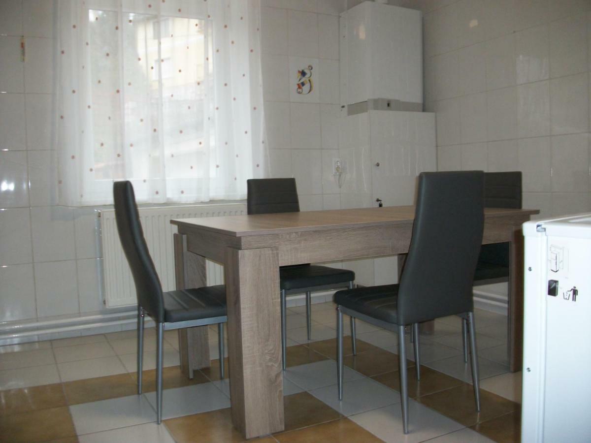 Fuege Vendeghaz Hotel Miskolc Luaran gambar