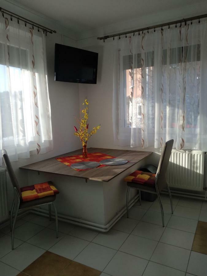 Fuege Vendeghaz Hotel Miskolc Luaran gambar
