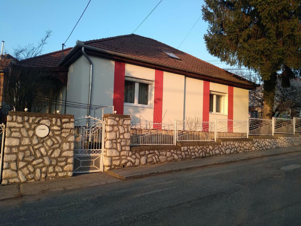 Fuege Vendeghaz Hotel Miskolc Luaran gambar