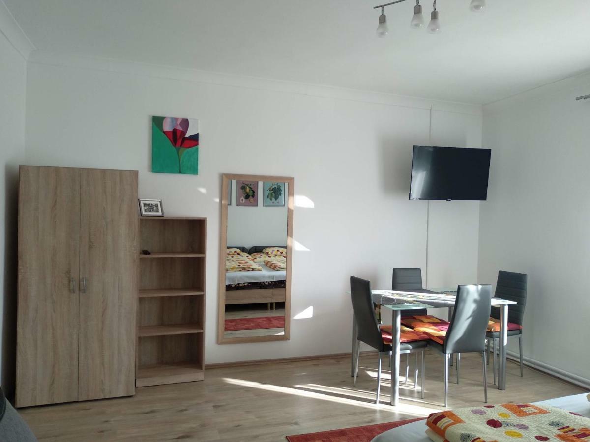 Fuege Vendeghaz Hotel Miskolc Luaran gambar