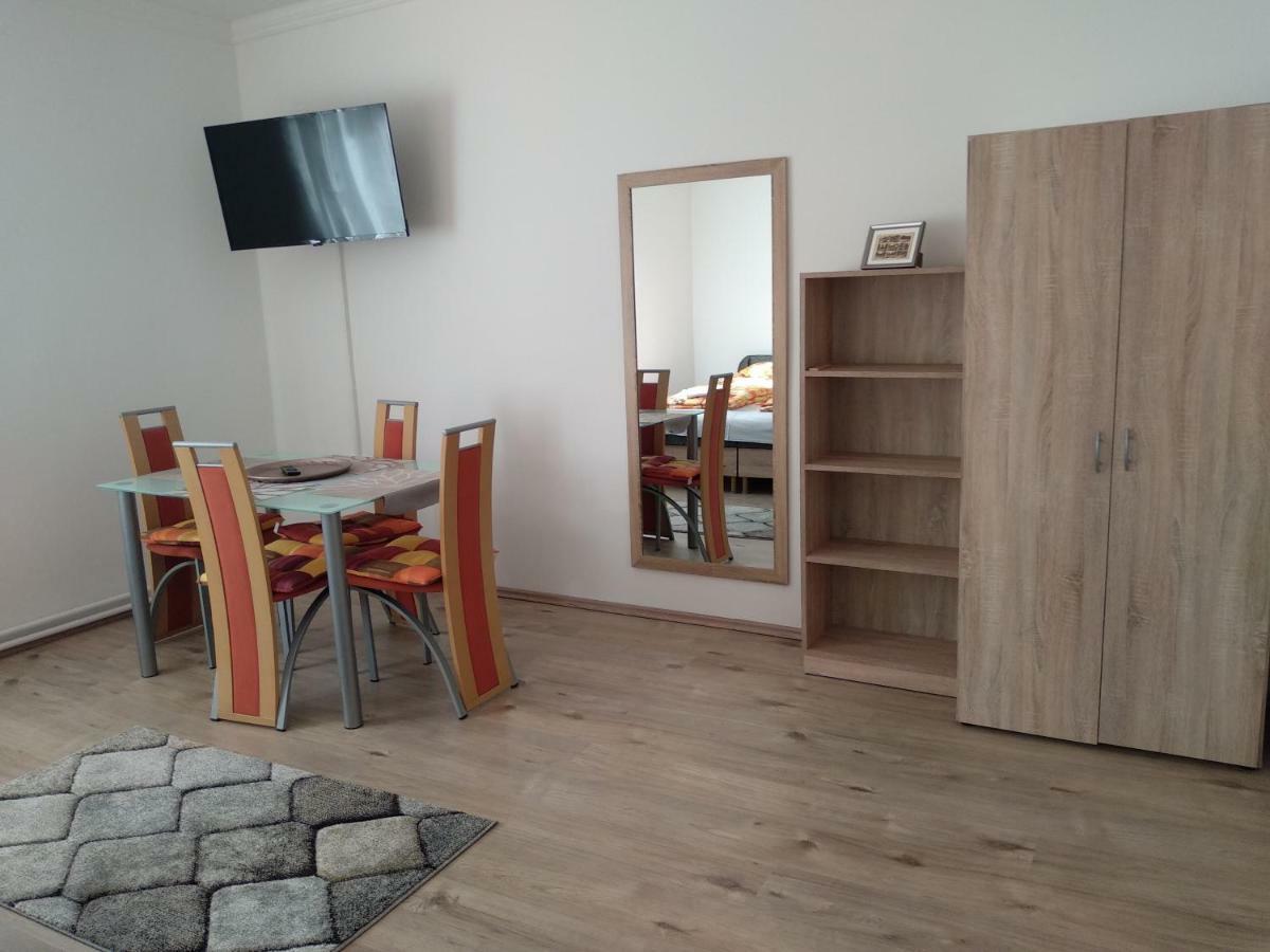 Fuege Vendeghaz Hotel Miskolc Luaran gambar